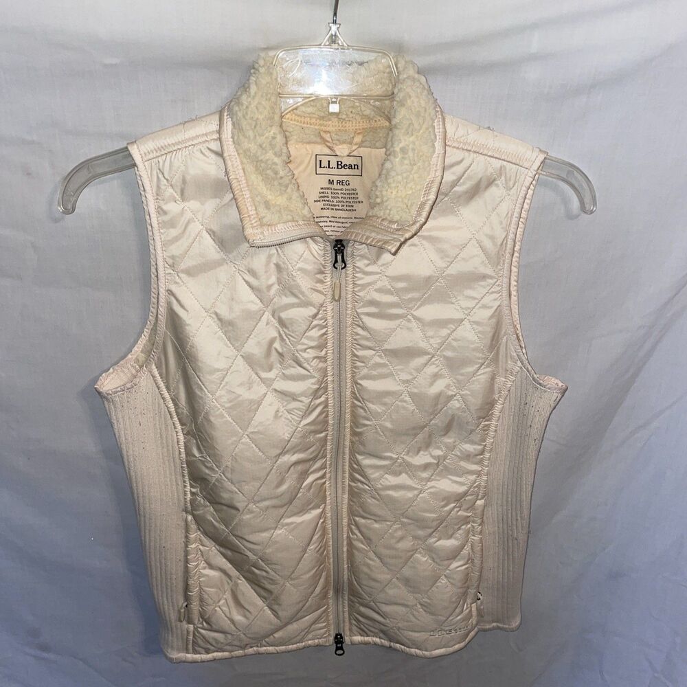L.L. Bean Women’s Quilted Vest Size Medium Ivory Outdoors Athleisure Activewear
